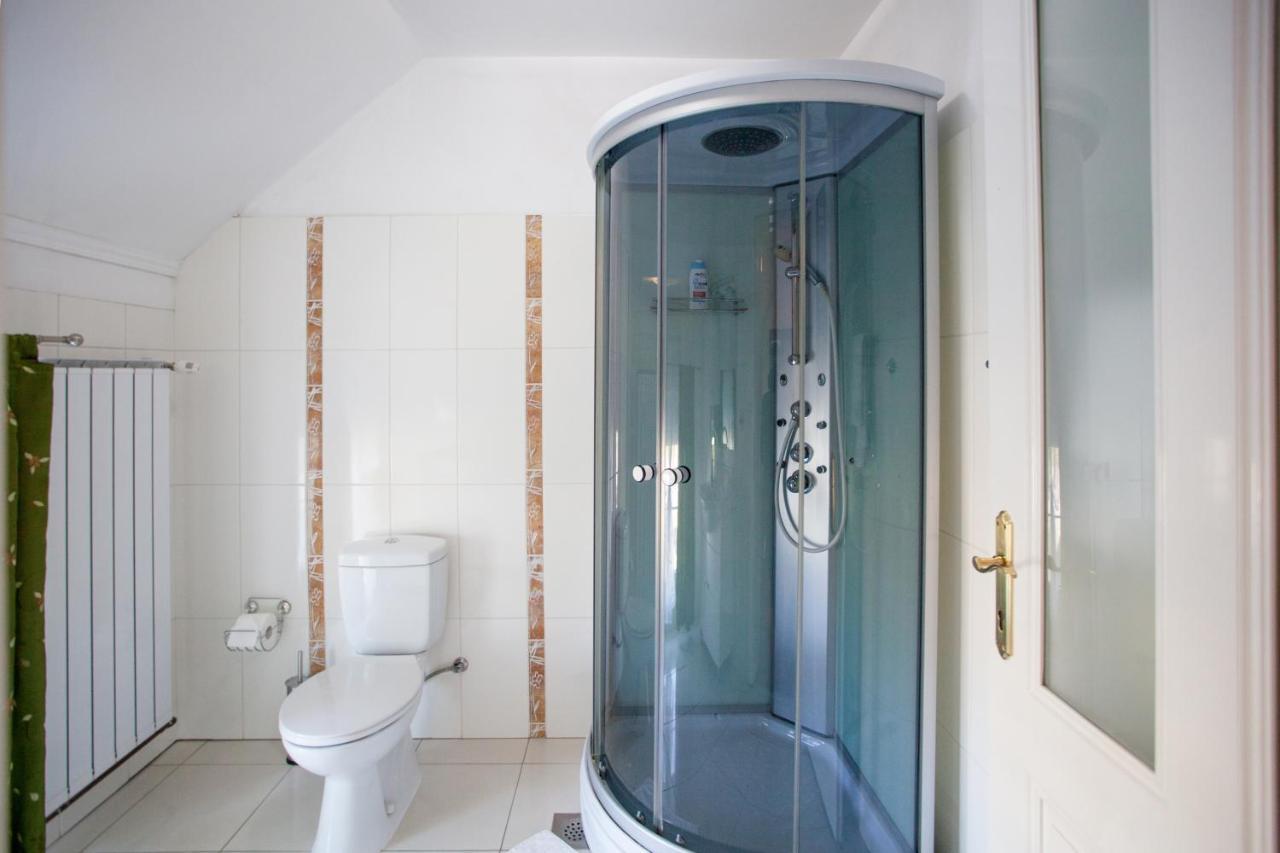 Vila Rosa Vukovar Bed & Breakfast ภายนอก รูปภาพ